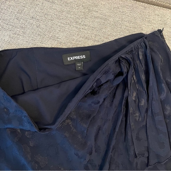 High Waisted Leopard Jacquard Mini Skirt | Express - Picture 7 of 9